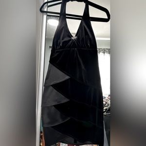 Short black dress. Size S.